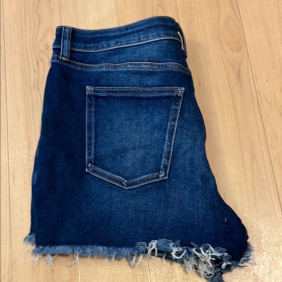 LC LAUREN CONRAD High Rise Cut Off Short 12 - Picture 3 of 8